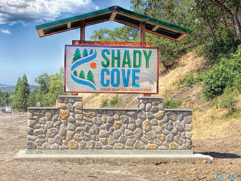 photo of a monument sign for the city of shady cove.