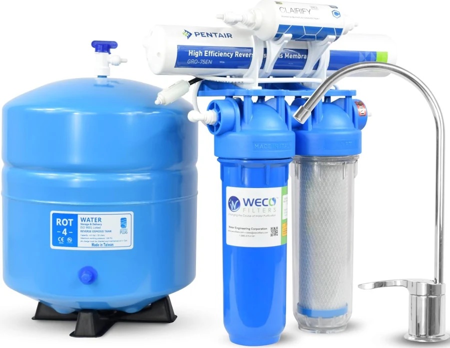 photo of an under the sink reverse osmosis filter.