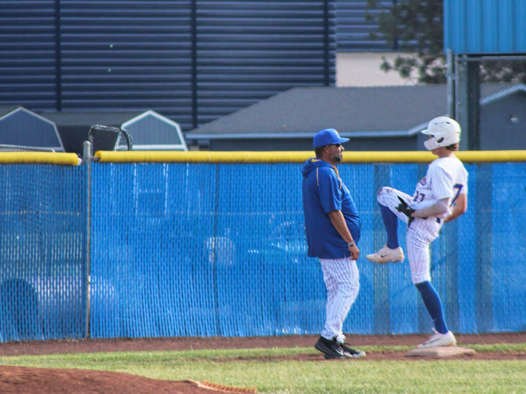 photo of a high school baseball game.