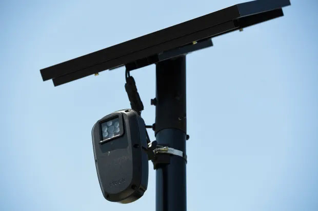 photo of a license plate reader camera.