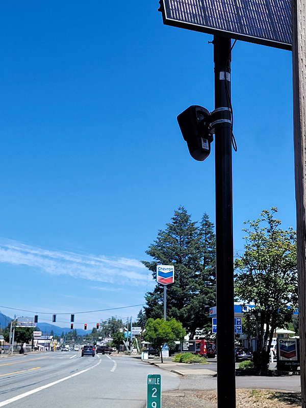 photo of a flock camera.